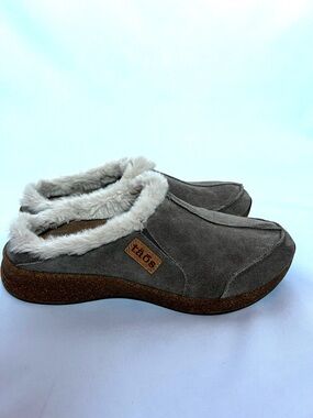 Taos Cozy Slippers Gray Suede Faux Fur Lined Clog Slip On Comfort Shoes Sz 9